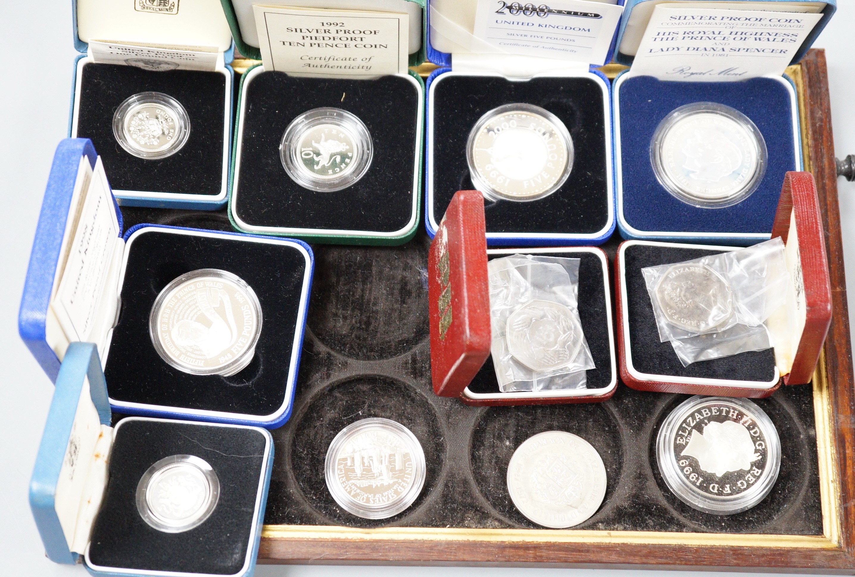 Royal mint UK silver proof coins, to include 1998 crown, 1983 £1, 1986 £1,1992 piedfort 10p coin, 2000 millennium £5, 1997 memory of Diana Princess of Wales £5 and 1981 Prince of Wales and lady Diana spencer commemorativ